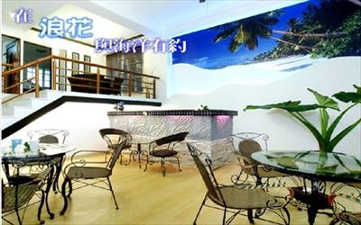 浪花主題風格民宿照片： 客廳