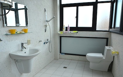 岸邊閒情民宿照片： 民宿浴廁