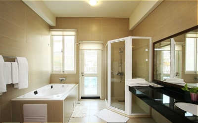 松海與花民宿照片： 房間浴廁