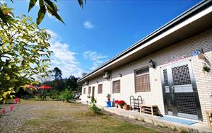 「山泉水民宿」主要建物圖片