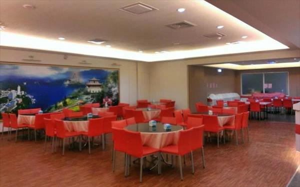 龍翔大飯店照片： 餐廳