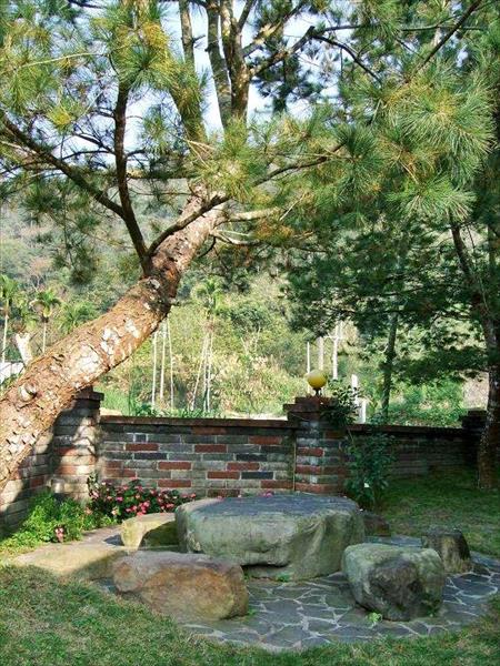 埔里翡翠山莊渡假民宿照片： 庭院