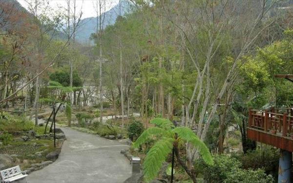 虎山溫泉會館照片： 景觀