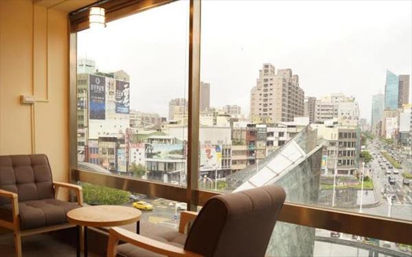 旅聚居青年旅舍照片： 大廳