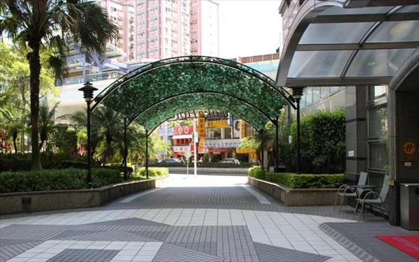 麗湖大飯店照片： 庭園