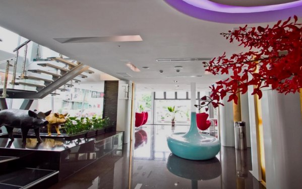 高橋飯店HOTEL HI(新民店)照片： 大廳