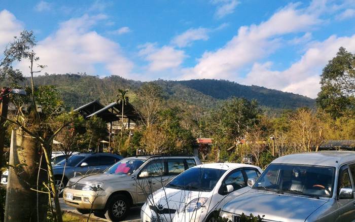 枕山庄照片： 停車場