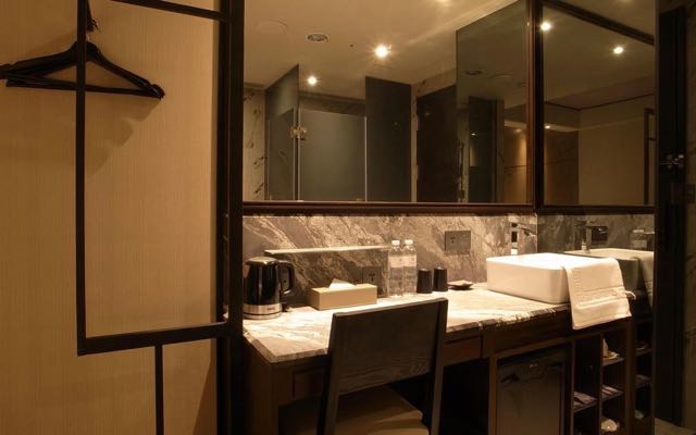 德立莊酒店(高雄博愛館)照片： 衛浴空間