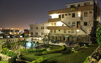陽光城堡照片： 夜景外觀