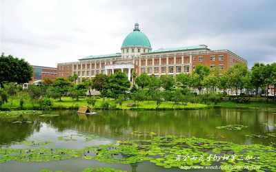 亞洲大學照片： CR=「甜蜜三加一」BLOG