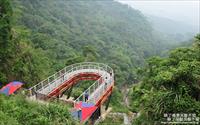 「龍鳳瀑布空中步道園區」主要建物圖片