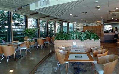 布洛瓦咖啡餐坊
