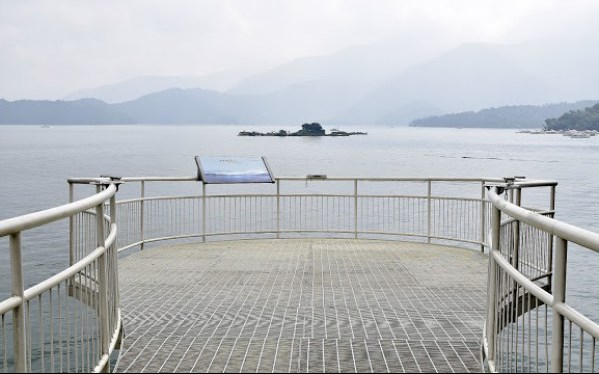 日月潭向山眺望平台