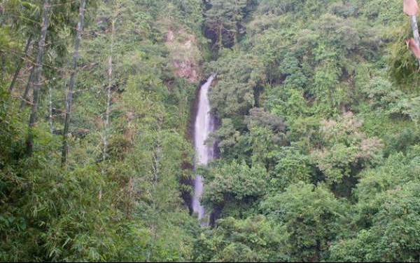 大津瀑布