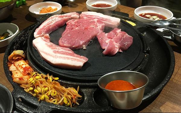 吃肉 EatMeat 韓式烤肉照片： CR=「披著虎皮的貓」BLOG