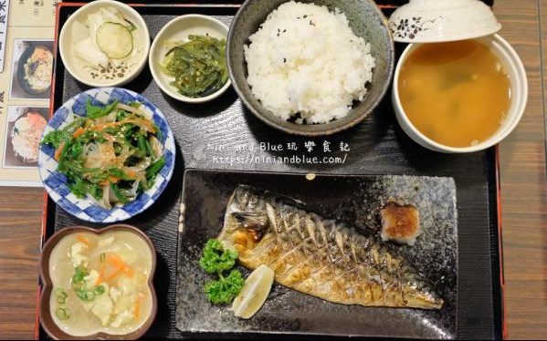明男的廚房Dining Akio照片： CR=「Nini and Blue」BLOG