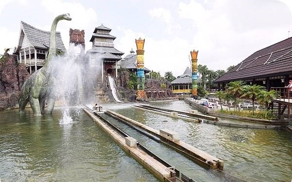 六福村主題遊樂園