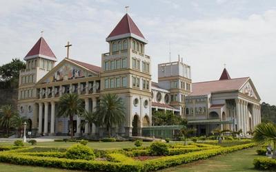 金陵山圓滿教堂