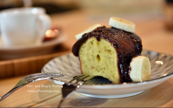 照片：「Nini and Blue」BLOG