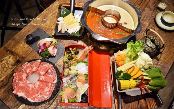 照片：「Nini and Blue」BLOG