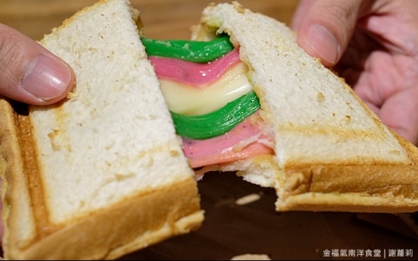 照片：「謝蘿莉」BLOG