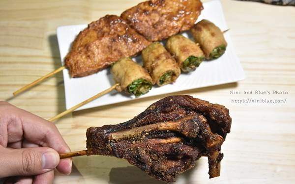 照片：「Nini and Blue」BLOG