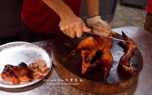 照片：「Nini and Blue」BLOG