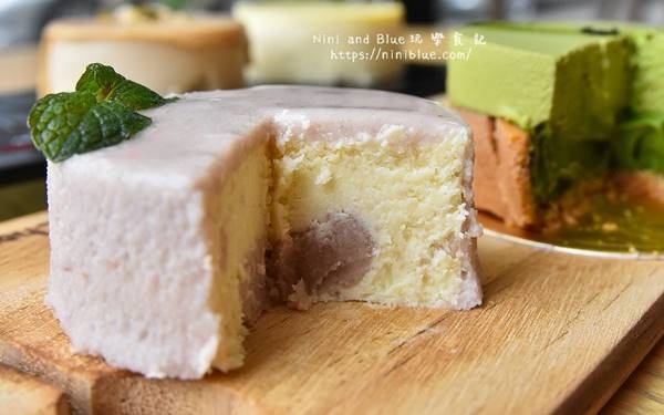 照片：「Nini and Blue」BLOG