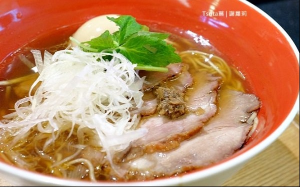 照片：「謝蘿莉」BLOG