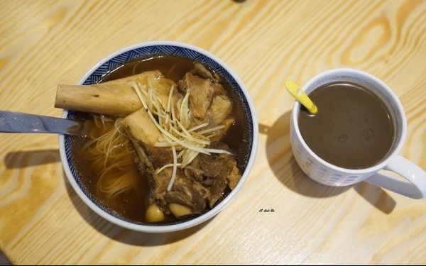 照片：「王拉拉」BLOG