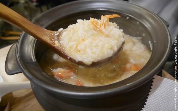 照片：「Athena/娜娜」BLOG