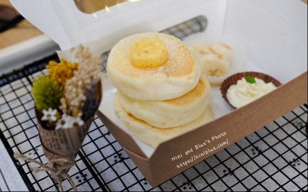 照片：「Nini and Blue」BLOG