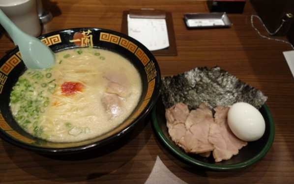 照片：「美食魚樂誌‧小魚」BLOG