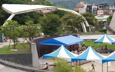 照片：「妮可」BLOG