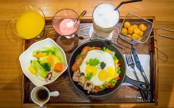 照片：「黃大黃=阿春爸」BLOG