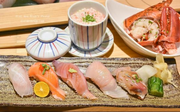照片：「Nini and Blue」BLOG