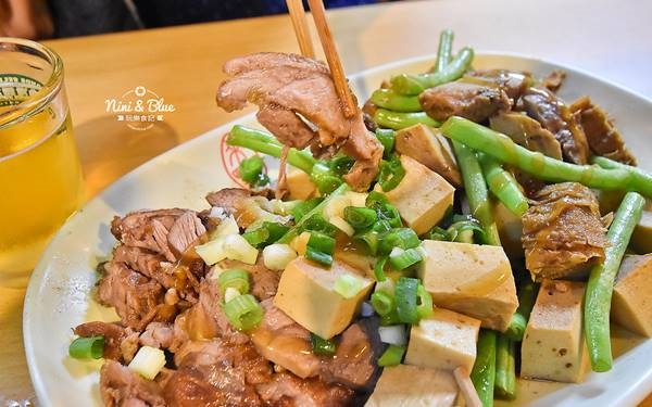照片：「Nini and Blue」BLOG