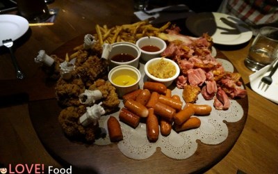 照片：「Athena/娜娜」BLOG