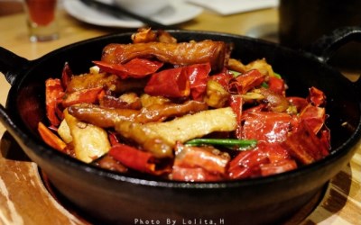 照片：「謝蘿莉」BLOG