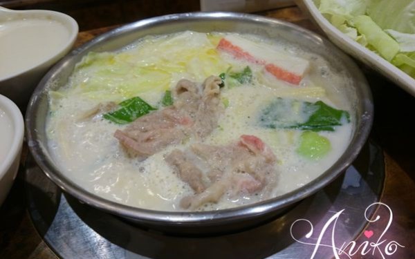 照片：「艾妮可」BLOG