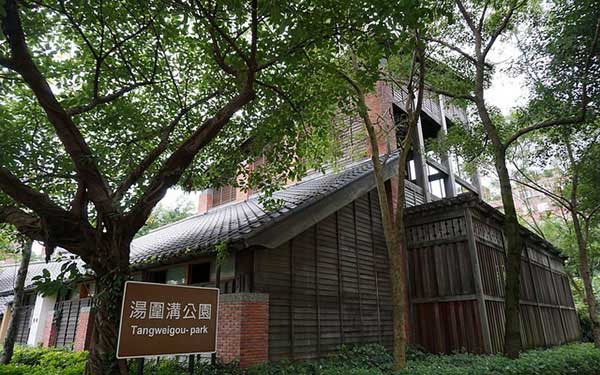 照片：「妮可」BLOG