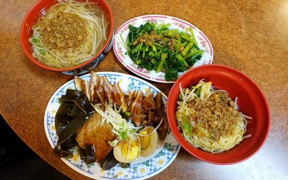 照片：「披著虎皮的貓」BLOG