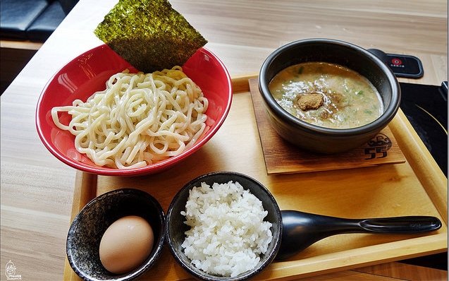 照片：「MIKA」BLOG