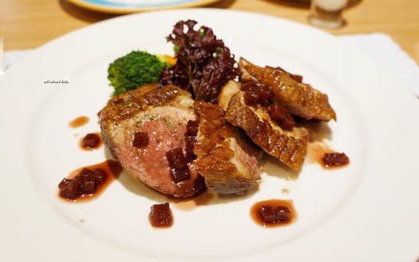 照片：「王拉拉」BLOG
