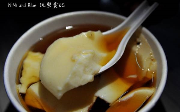 照片：「Nini and Blue」BLOG