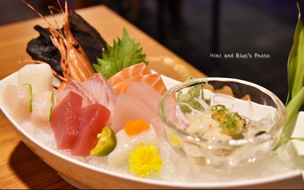 照片：「Nini and Blue」BLOG