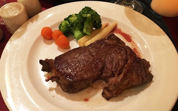 照片：「披著虎皮的貓」BLOG
