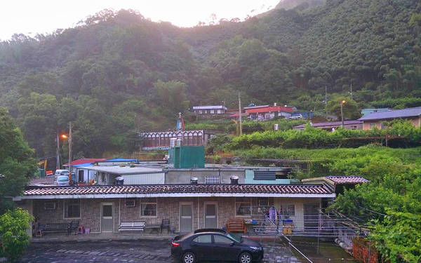 爺亨梯田民宿